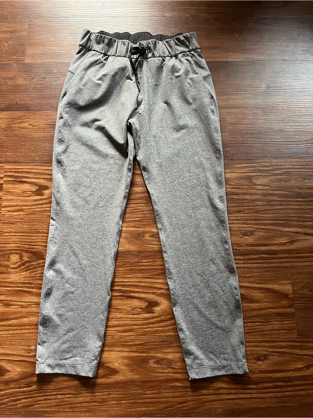 NWOT Lululemon On The Fly Pant 28" Heathered Black Full On Luxtreme Size 4